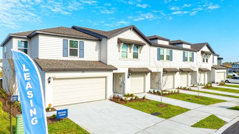 L’Attitude27° Riverview neighborhood of townhomes with Leasing banner